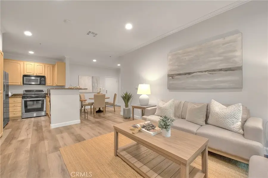 300 N El Molino Avenue #118, Pasadena, CA 91101 - Image #3