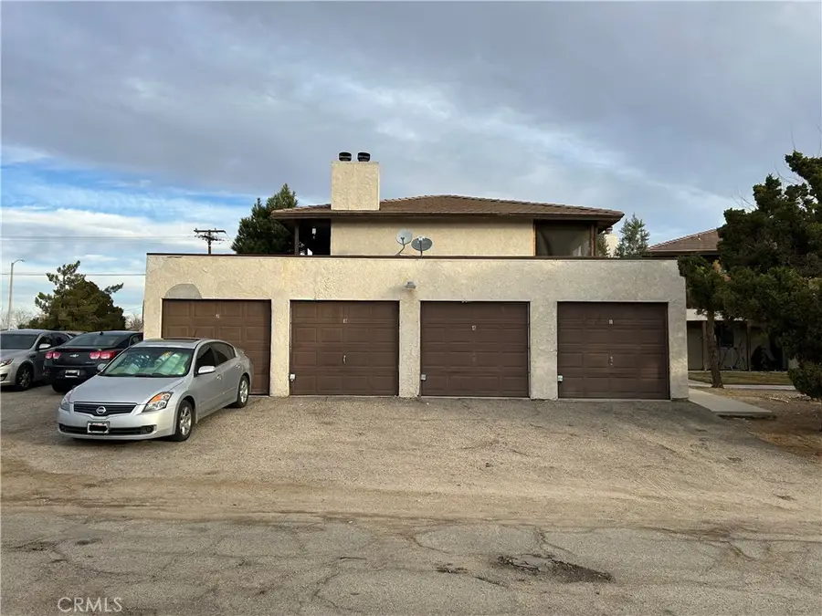 16585 Green Tree Boulevard, Victorville, CA 92395 - #3