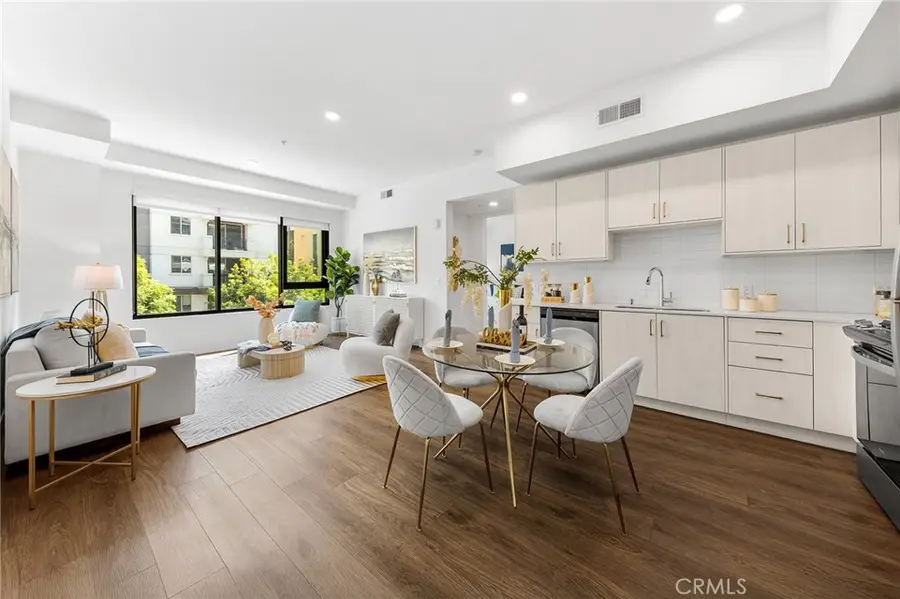 709 E Walnut Street #227, Pasadena, CA 91101 - #3