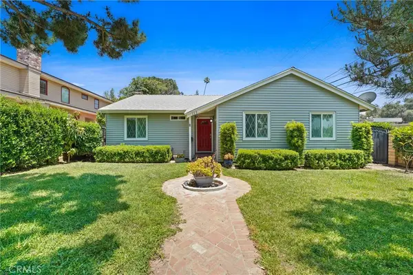 112 N Garfield Place, Monrovia, CA 91016