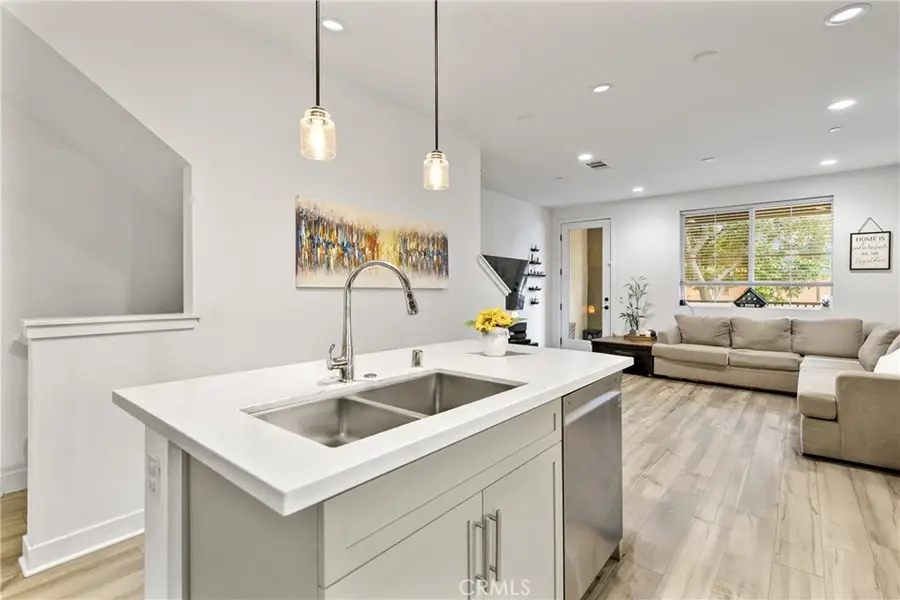 2560 Valentina Way #2, Commerce, CA 90040 - Image #3