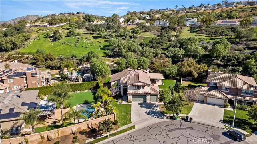 665 Barbre Circle, Corona, CA 92879 - #3