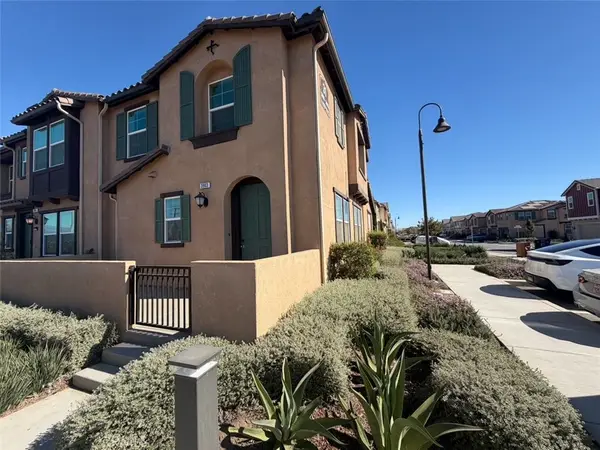 3903 E Carmel Privado, Ontario, CA 91761