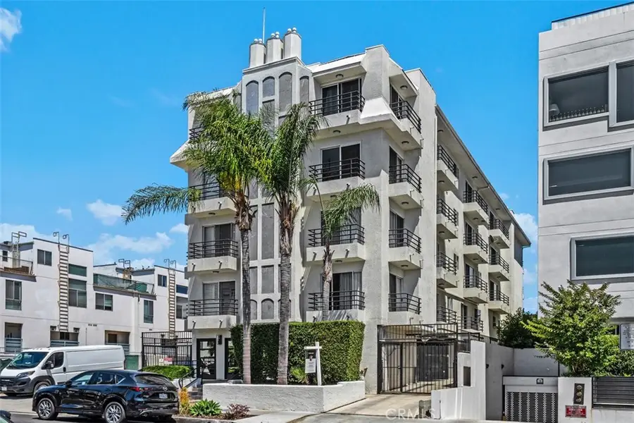 116 S Croft #102, Los Angeles, CA 90048 - #2