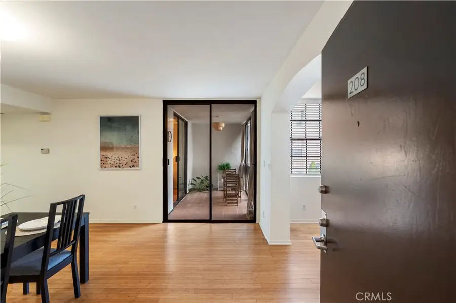 740 N Kings Road #208, West Hollywood, CA 90069 - #2