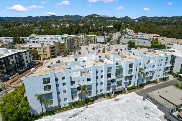 520 S Barrington Avenue #116, Los Angeles, CA 90049