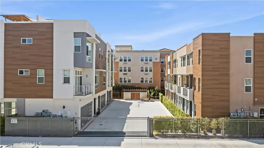 15 S Chapel Ave #B, Alhambra, CA 91801 - #3