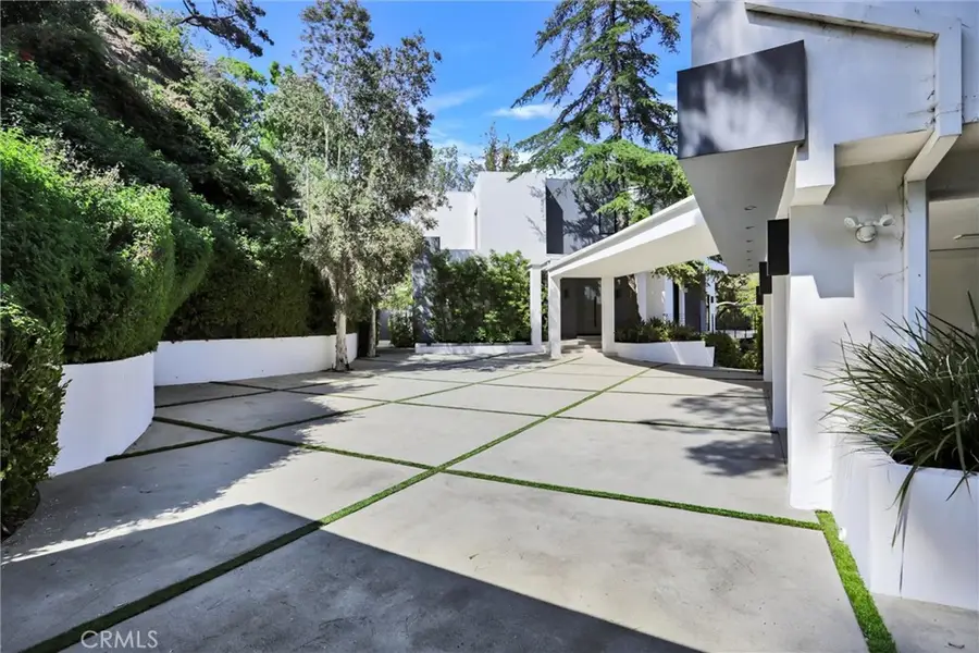 2341 Zorada Court, Los Angeles, CA 90046 - #3