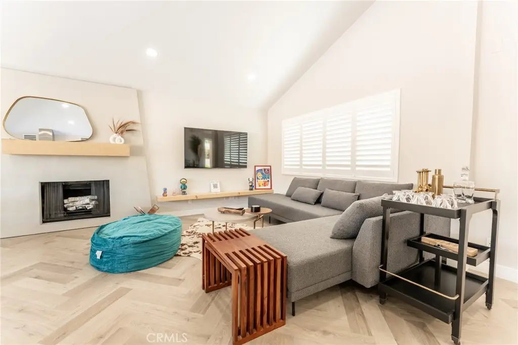 575 N Burton Way, Palm Springs, CA 92262 - #1