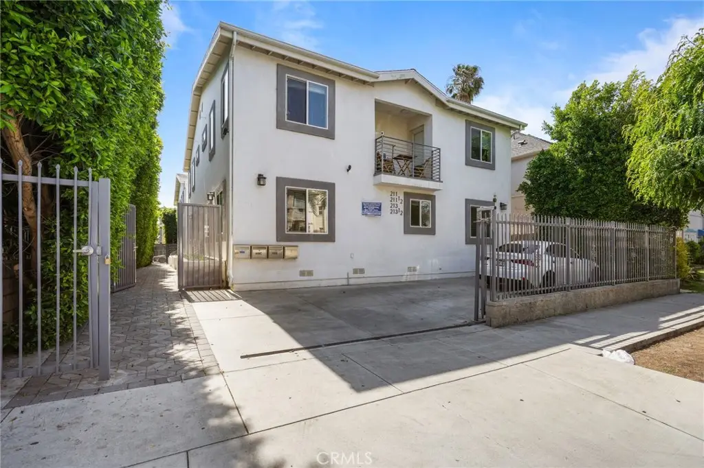 211 S Hoover Street, Los Angeles, CA 90004 - #1