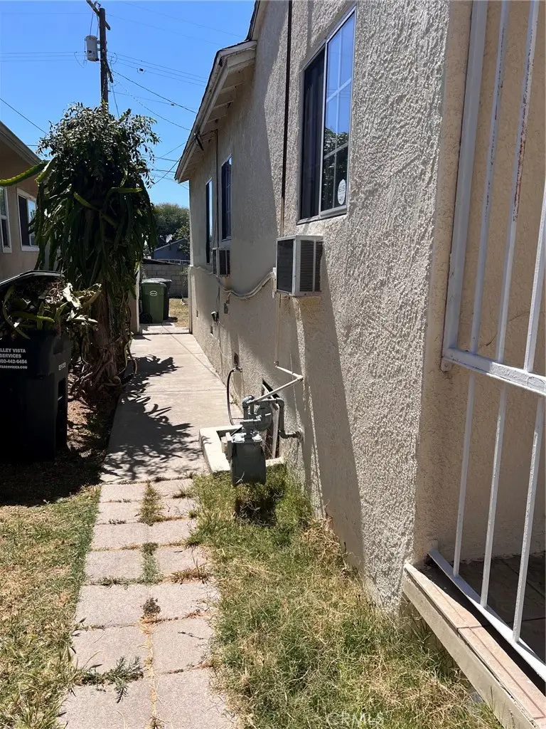 293 Blackshear Avenue, East Los Angeles, CA 90022 - #3