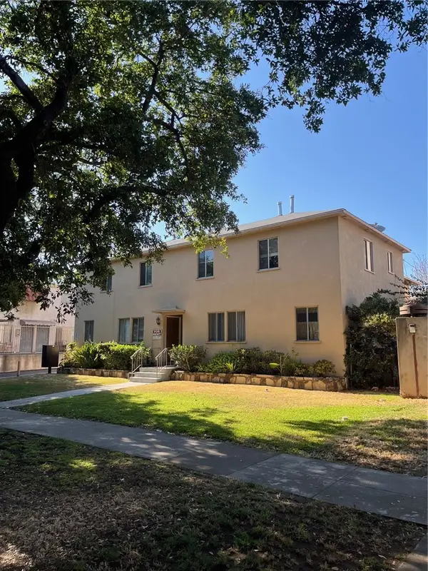 327 Riverdale, Glendale, CA 91204