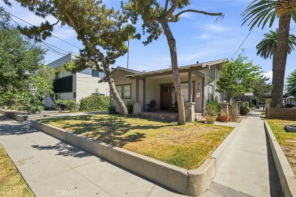 146 N Holliston, Pasadena, CA 91106 - #1