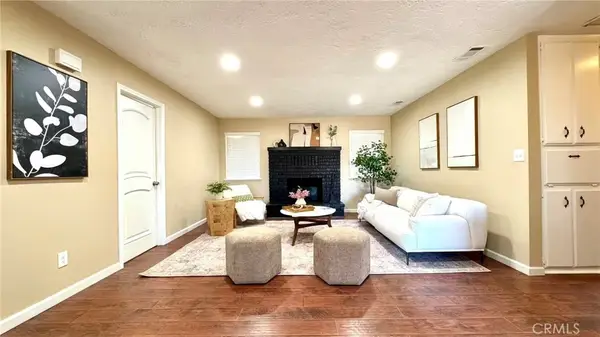 9957 Oakwood, Hesperia, CA 92345