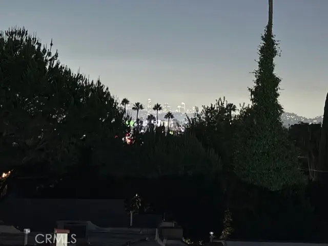 430 W Kenneth Road, Glendale, CA 91202 - Image #3