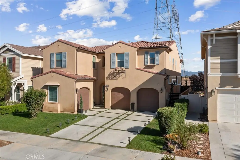 27636 Camellia Drive, Saugus, CA 91350 - #1