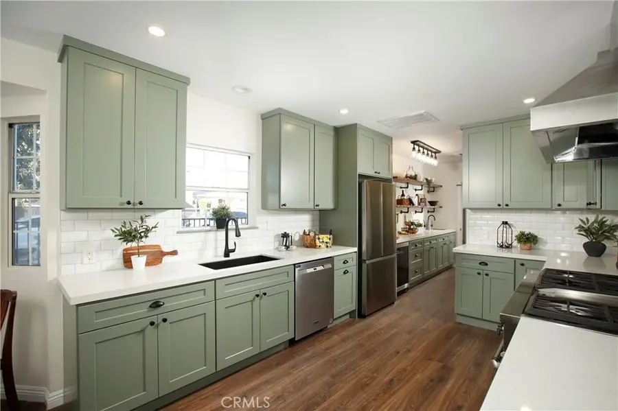 6956 Ranchito, Van Nuys, CA 91405 - Image #3