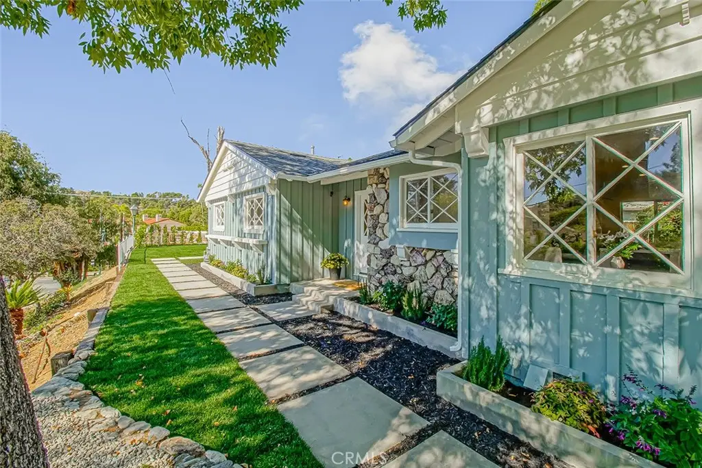 9851 Shadow Island Drive, Sunland, CA 91040 - Image #1