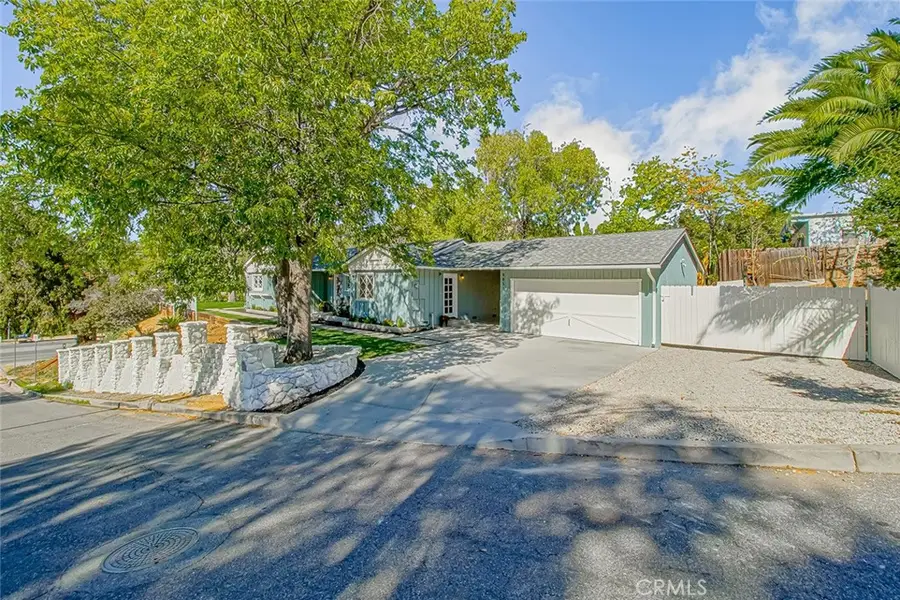 9851 Shadow Island Drive, Sunland, CA 91040 - Image #3