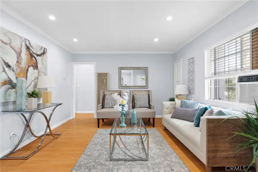 16154 Gilmore, Van Nuys, CA 91406 - Image #3