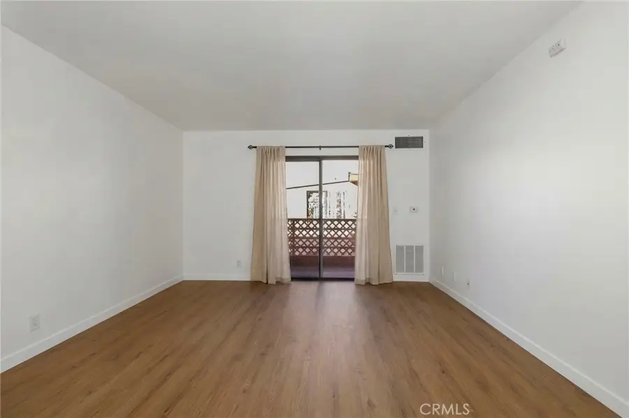 6815 Remmet #311, Canoga Park, CA 91303 - Image #2