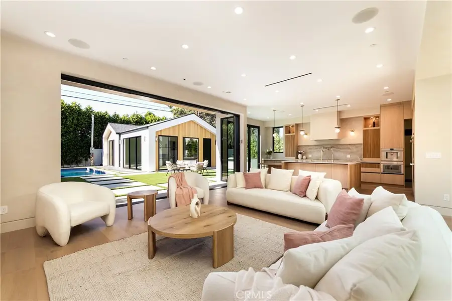 16749 Addison, Encino, CA 91436 - #2