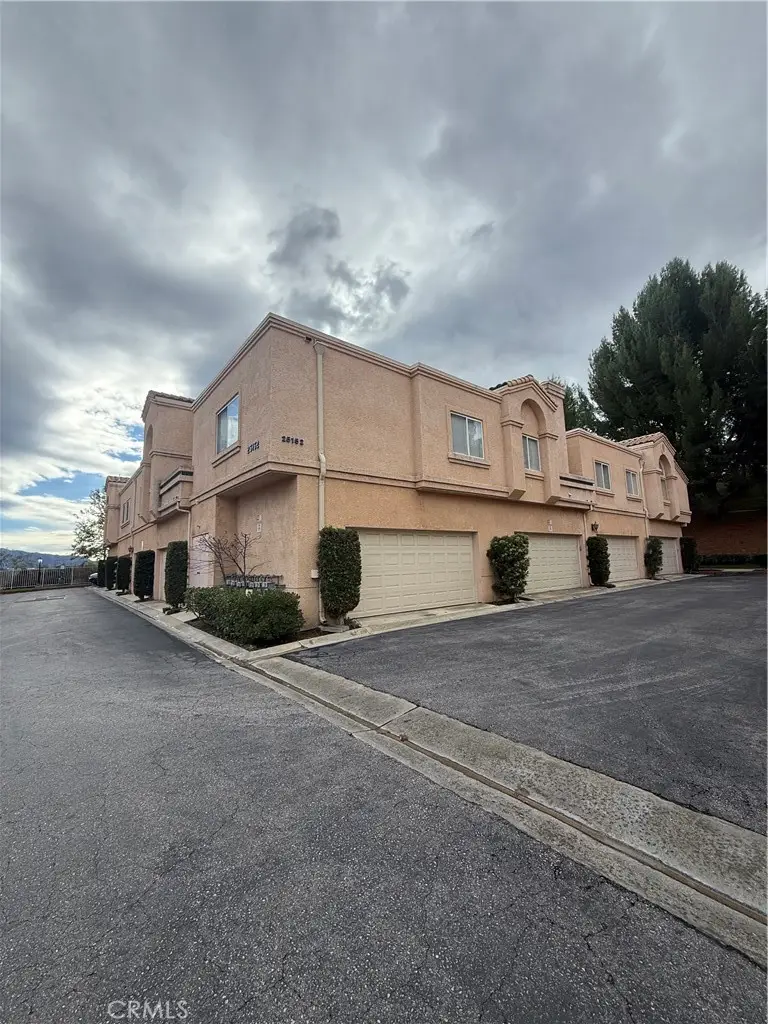 25152 Steinbeck #B, Stevenson Ranch, CA 91381 - #3