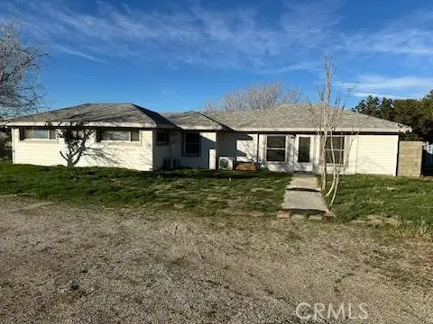 2321 W Avenue M4, Palmdale, CA 93551