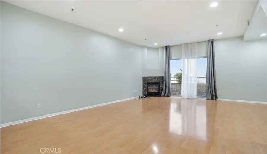 411 N Jackson Street #104, Glendale, CA 91206 - #2