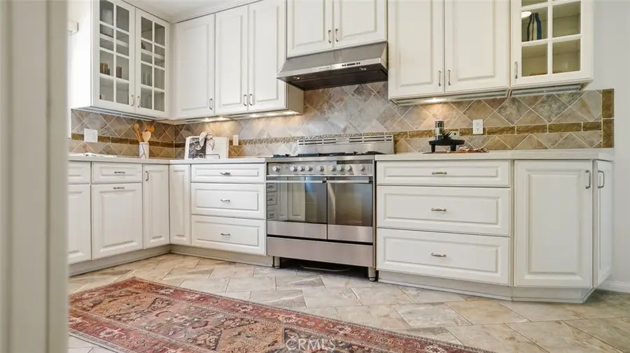 13360 Magnolia, Sherman Oaks, CA 91423 - Image #3