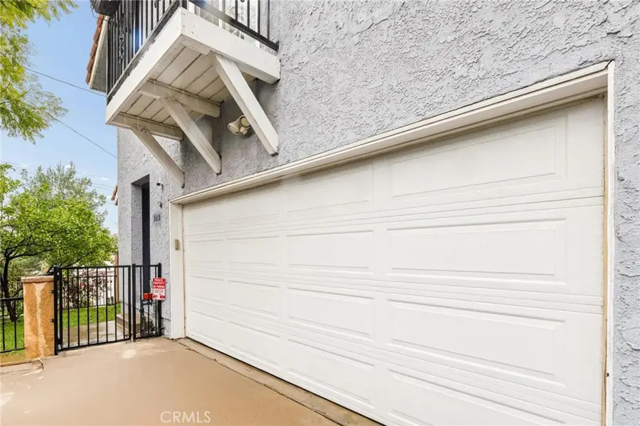 9319 Rowell, Chatsworth, CA 91311 - #2