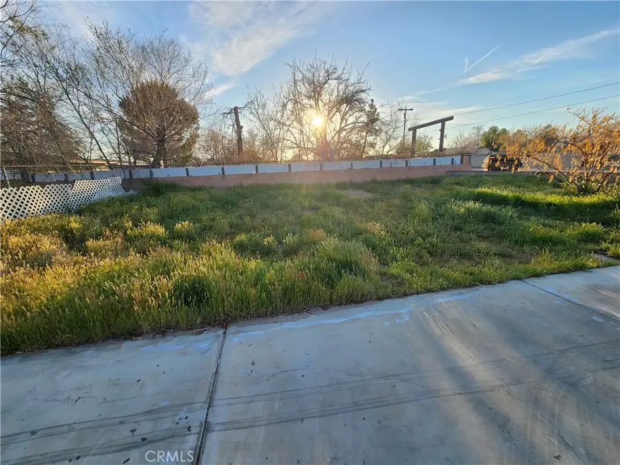 10319 E Avenue R8, Littlerock, CA 93543 - #3