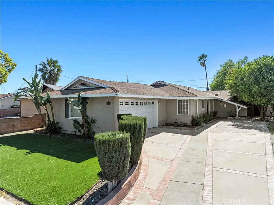 8673 Herrick Avenue, Sun Valley, CA 91352 - #2