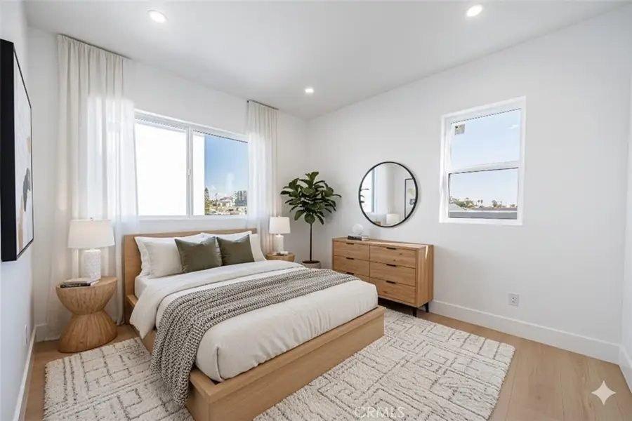 5209 W 20th, Los Angeles, CA 90016 - #3