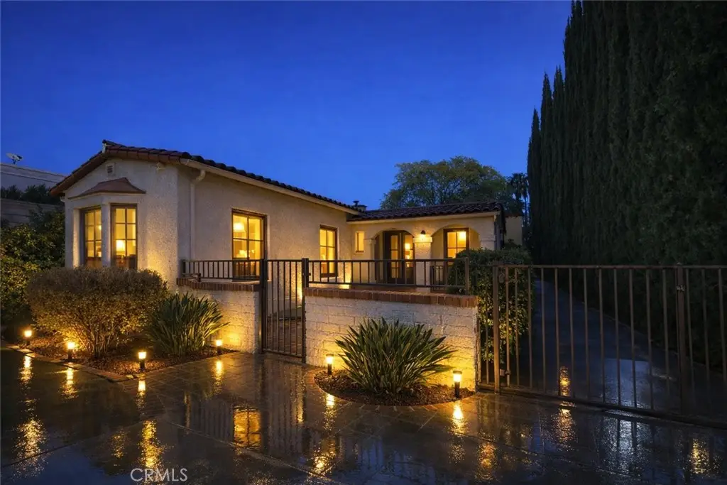 1028 San Rafael, Glendale, CA 91202 - #1