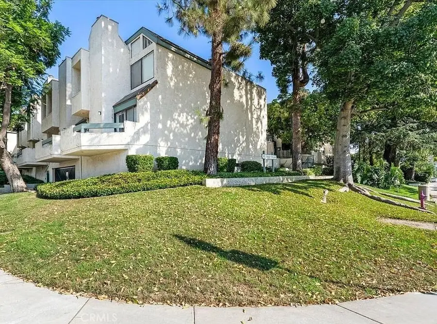 1734 N Verdugo #23, Glendale, CA 91208 - #2