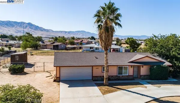 21019 Rambling, Apple Valley, CA 92308