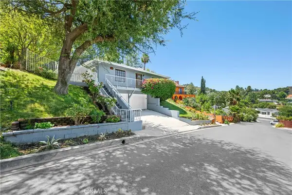 4319 Pampas Road, Woodland Hills, CA 91364