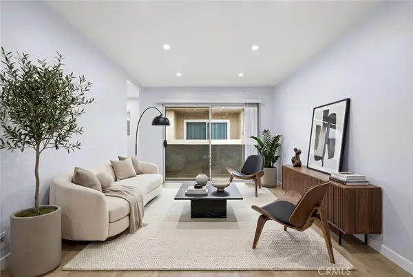 6245 Woodman Avenue #209, Valley Glen, CA 91401