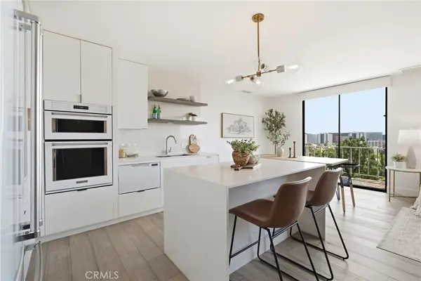 100 S Doheny, Los Angeles, CA 90048