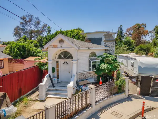 4463 Bellflower Avenue, West Toluca Lake, CA 91602
