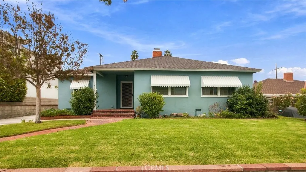 642 Birmingham Road, Burbank, CA 91504 - #1