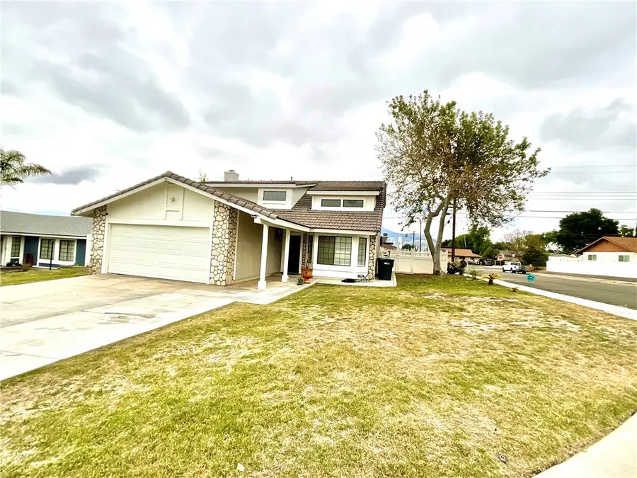 1078 W King Street, Banning, CA 92220 - #2