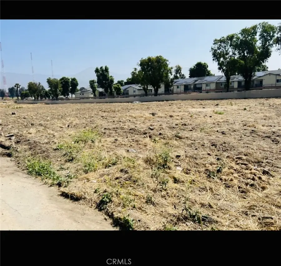 0 Baseline, Highland, CA 92346 - #2