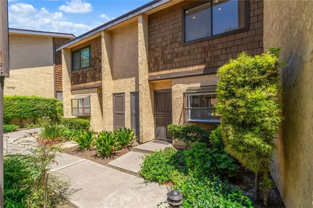 12750 Centralia Street #94, Lakewood, CA 90715 - Image #1