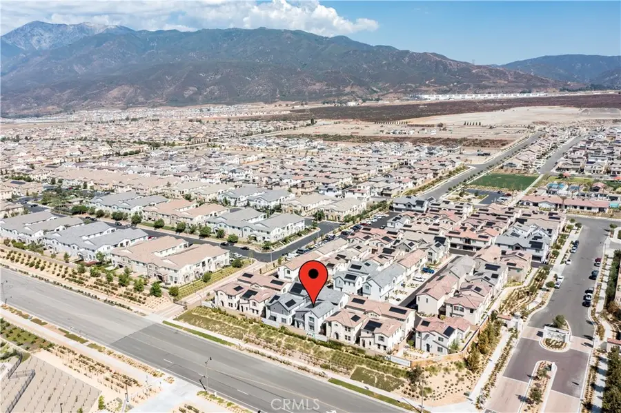 16657 Snowdrop Lane #2, Fontana, CA 92336 - Image #2