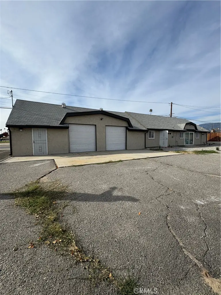 6937 Perris Hill Park Road, San Bernardino, CA 92404 - #2