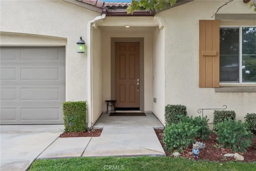 3978 Scarlet Oak Court, San Bernardino, CA 92407 - Image #2