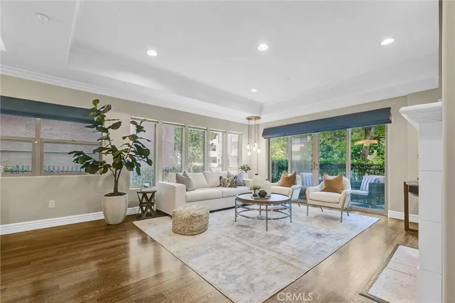 1741 S Bentley Avenue #1, Los Angeles, CA 90025 - Image #3