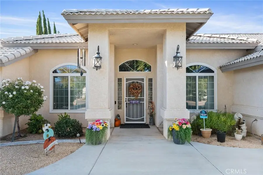 17252 Danbury, Hesperia, CA 92345 - Image #2